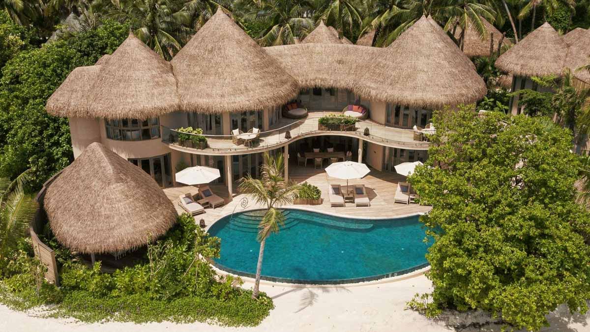 Tropical Luxury Getaway at The Nautilus Maldives 