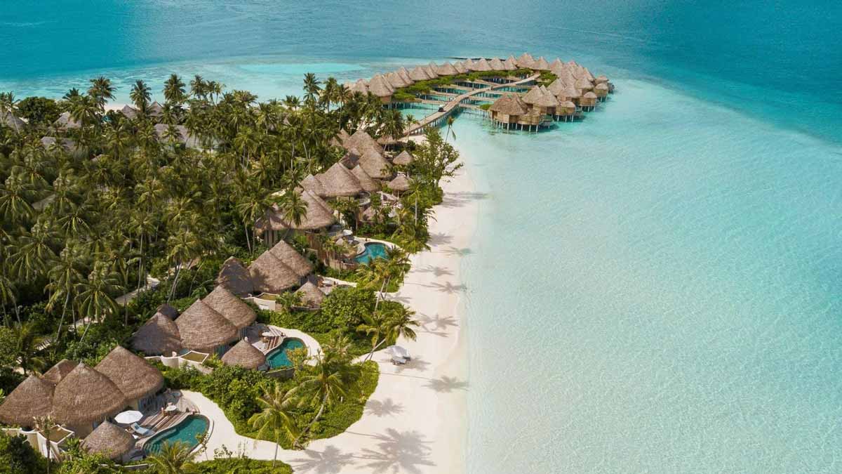 Luxury Beach Resorts in Maldives 