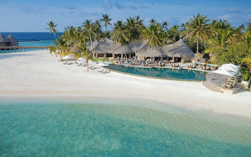 Front View of Naiboli Pool Bar at the Nautilus Maldives