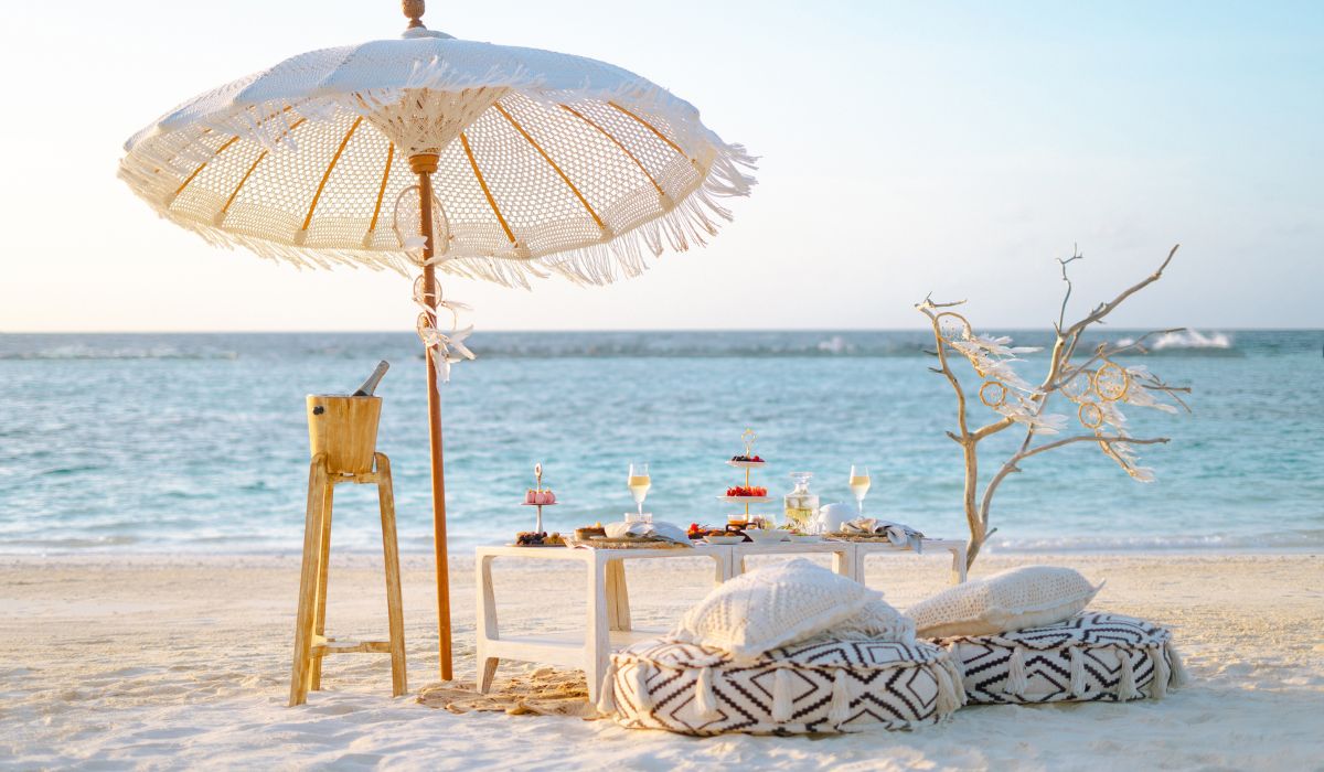 The Nautilus Extravagant Breakfast experience set up on the beach